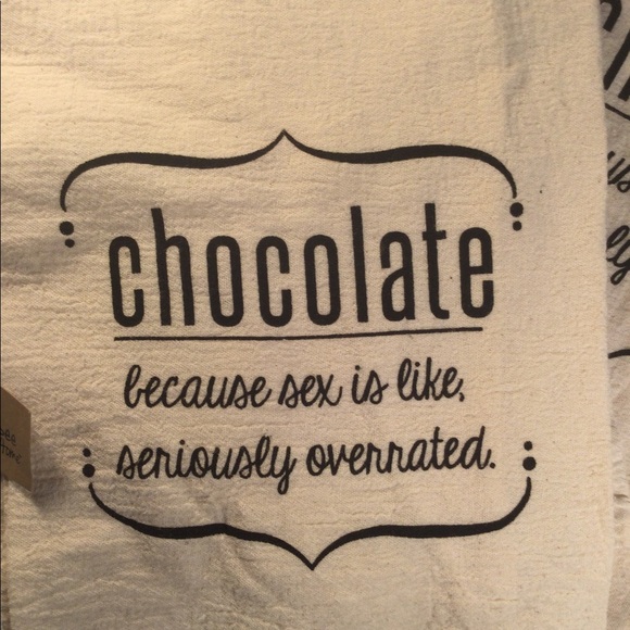 Ellembee Set of Three Tea Towels - Picture 2 of 4